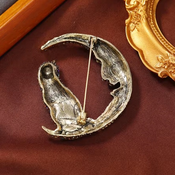 Betsey Johnson Crystal Cat Moon Brooch - Picture 3 of 15